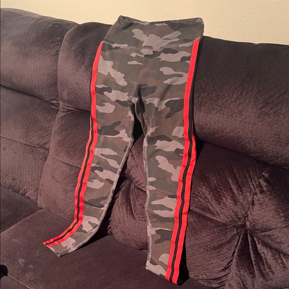 Garage Other - Garage Girls' Camo Leggings with Red Side Stripes